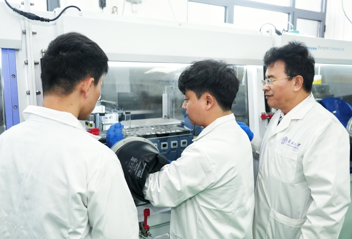 南開化學趙慶、陳軍團隊Nature發表超高比能電池領域重要突破